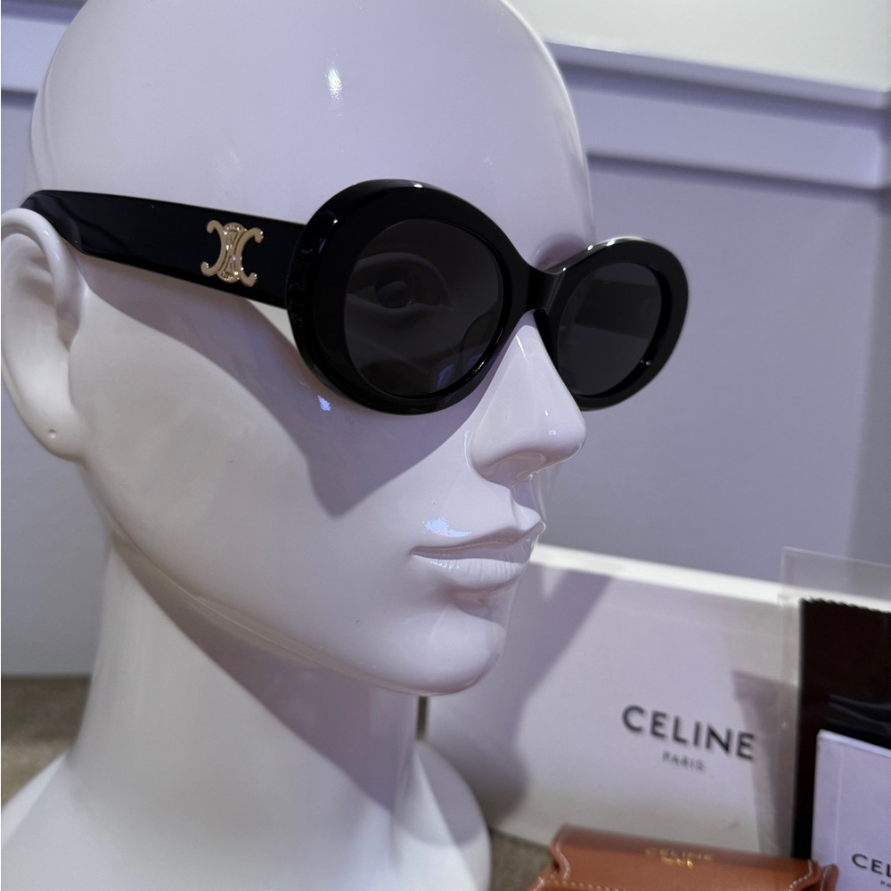 Celine Black Sunglasses with Gold Logo CL40194 - Picture 3 of 6